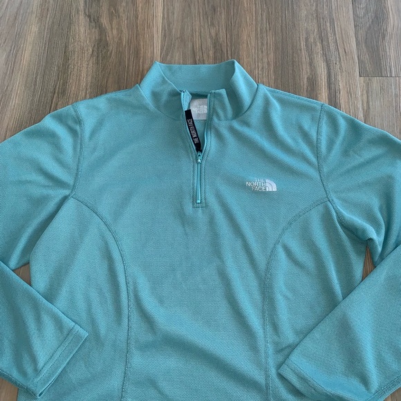 The North Face Lightweight Long Sleeve Zip Neck - Picture 2 of 5